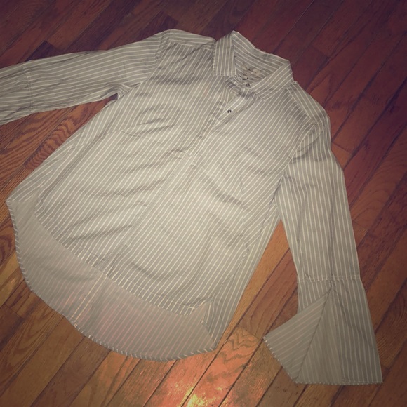 Calvin Klein Tops - Calvin Klein long sleeve